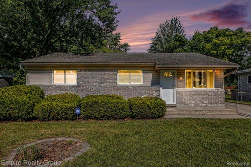 15819 Kerstyn St, Taylor, MI, 48180-4891 | Card Image