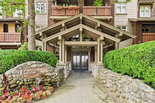 214-18 Smokey Smith Pl, New Westminster, BC, V3L5V3 | Card Image