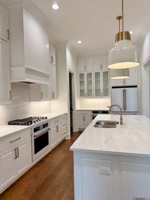 5122 Mclain Way, Baton Rouge, LA, 70809-3192 | Card Image