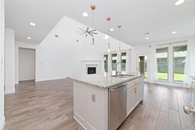 13731 Pedernales Ct, House other with 4 bedrooms, 4 bathrooms and 3 parking in Cypress TX | Image 12