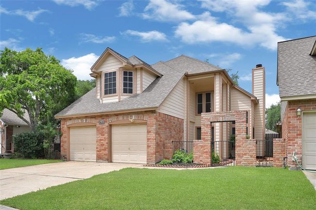 9630 W Withers Way Cir, House other with 3 bedrooms, 2 bathrooms and 2 parking in Houston TX | Image 37