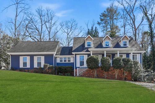 4170 Blackland Dr, Marietta, GA, 30067-4704 | Card Image