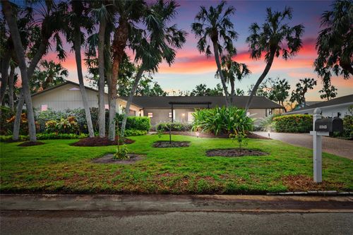 5345 Siesta Court, Sarasota, FL, 34242 | Card Image