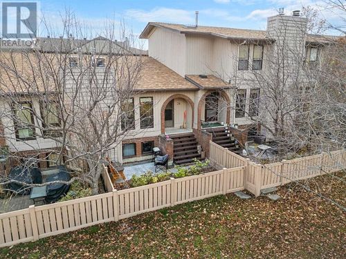 36 Canterbury Gardens, Calgary, AB, T2W2S9 | Card Image