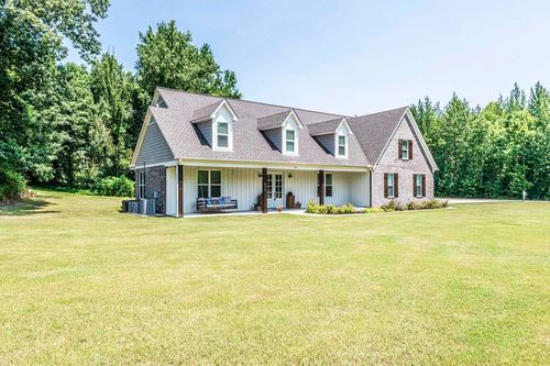 985 Park St, Munford, TN, 38058-2622 | Card Image