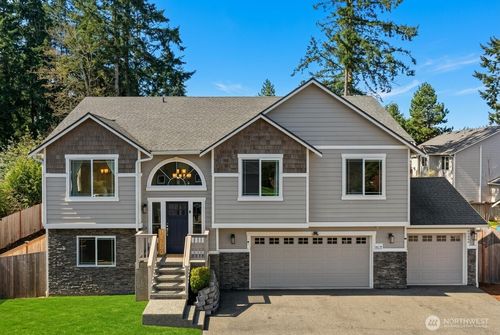 21000 61st Avenue W, Lynnwood, WA, 98036 | Card Image