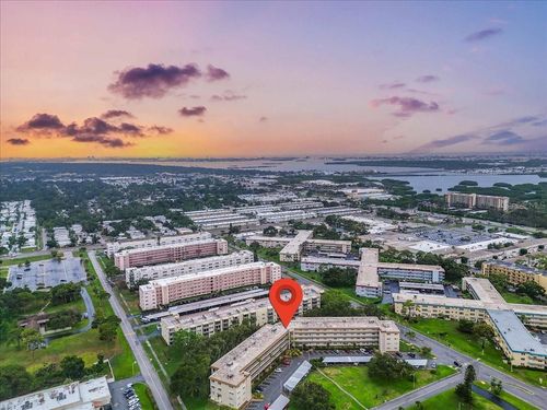 unit-210-5725 80th St N, St Petersburg, FL, 33709-5848 | Card Image