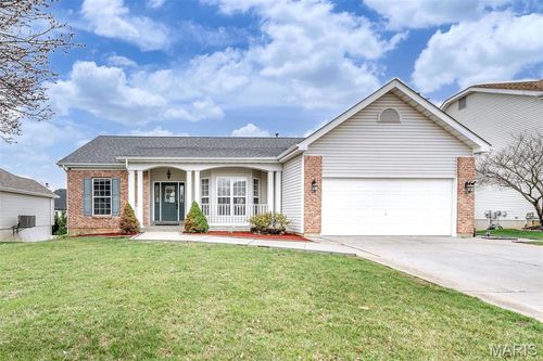 1218 Raintree Pass, O Fallon, MO, 63366-4421 | Card Image