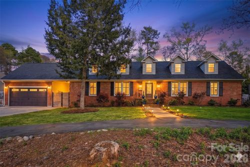6123 Lake Providence Ln, Charlotte, NC, 28277-0564 | Card Image