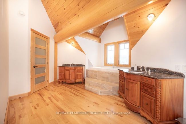 2467 Darling Rd, House other with 4 bedrooms, 4 bathrooms and 6 parking in Clayton ON | Image 44