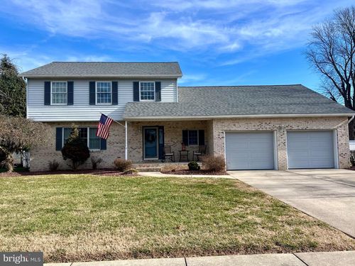 5 Page Ter, PENNSVILLE, NJ, 08070-2351 | Card Image