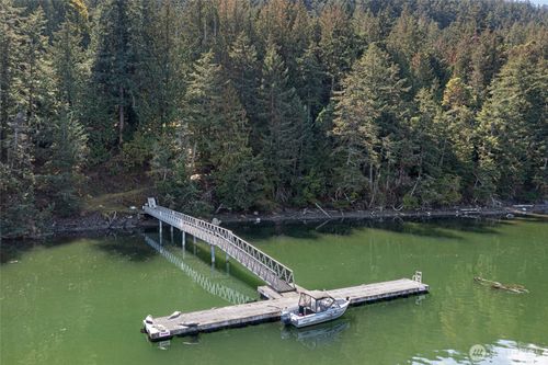 142 Haida Way, Friday Harbor, WA, 98250-3005 | Card Image