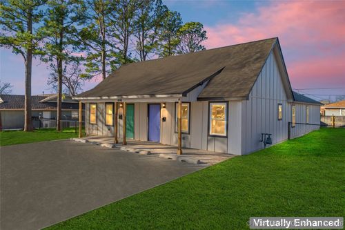 4740 S Vancouver Ave, Tulsa, OK, 74107-7804 | Card Image