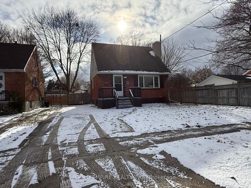 7 Glass Ave, London, ON, N5W1Z4 | Card Image