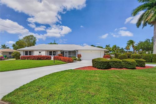 5148 Fairfield Dr, FORT MYERS, FL, 33919-1941 | Card Image