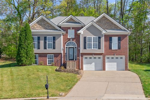 1986 Stone Valley Ct, Clarksville, TN, 37043-5935 | Card Image