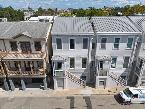 204-302 Lorch St, Savannah, GA, 31401-4986 | Card Image