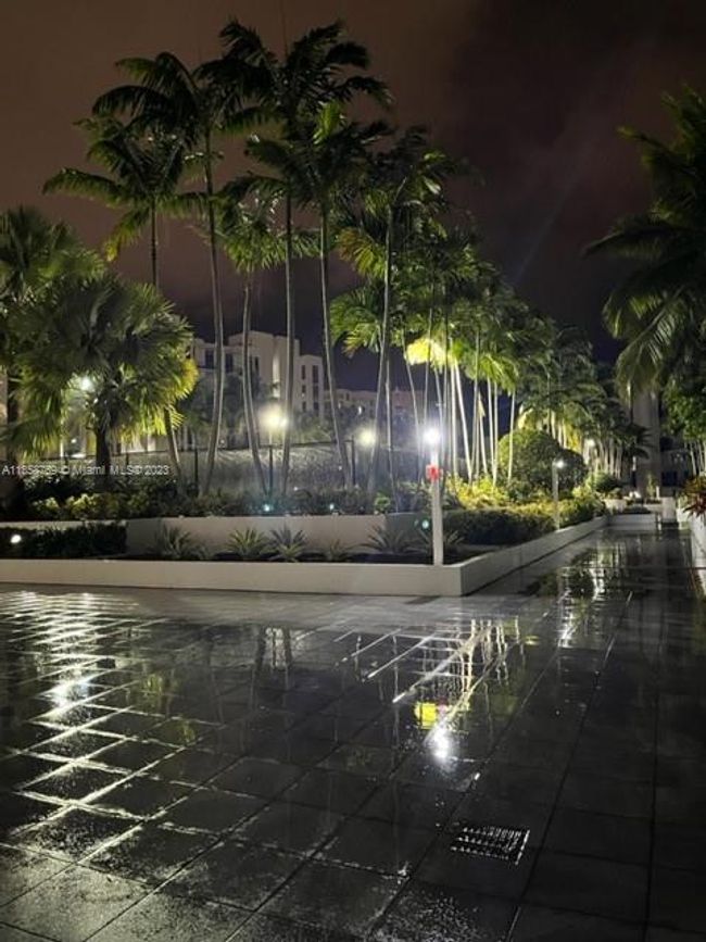 128 - 2950 Ne 188th St, Condo with 1 bedrooms, 1 bathrooms and null parking in Aventura FL | Image 78