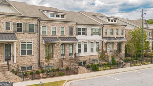 2282 Mclean Chase Se, Smyrna, GA, 30080-4811 | Card Image