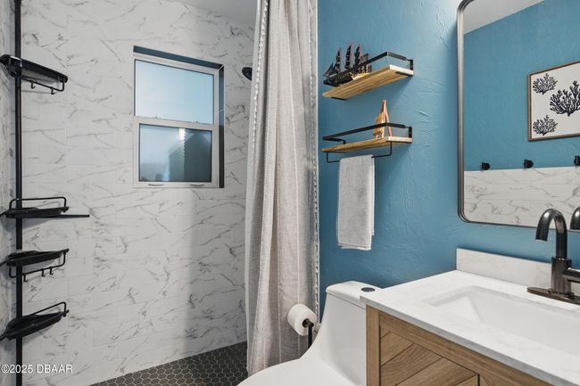 Bathroom 2, right next to bedroom 1&2 | Image 21