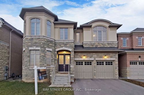 423 Threshing Mill Blvd, Oakville, ON, L6H0T4 | Card Image