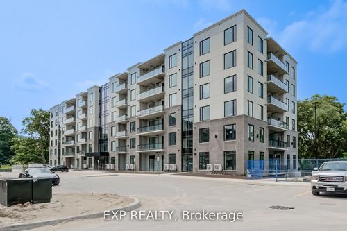 516-103 Roger St, Waterloo, ON, N2J0G2 | Card Image