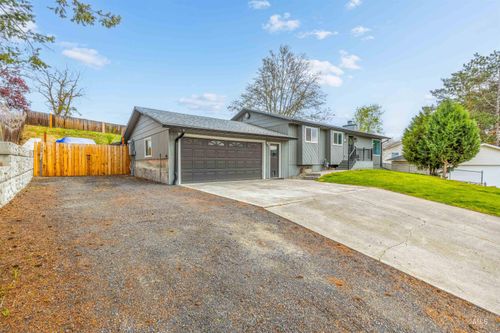 1224 Toby Toby Ct, Clarkston, WA, 99403-3229 | Card Image