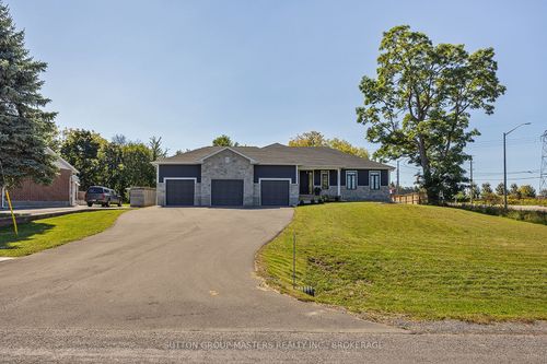 247 Arnold St, Kingston, ON, K7M3M4 | Card Image