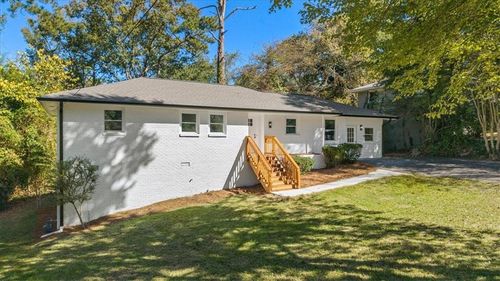 2039 Harwinor Rd Se, Smyrna, GA, 30082-5117 | Card Image