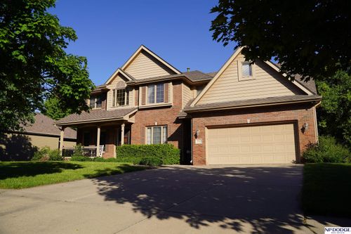 17494 Orchard Ave, Omaha, NE, 68135-3427 | Card Image