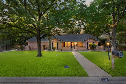 102 Walnut Way, Euless, TX, 76039-2838 | Card Image