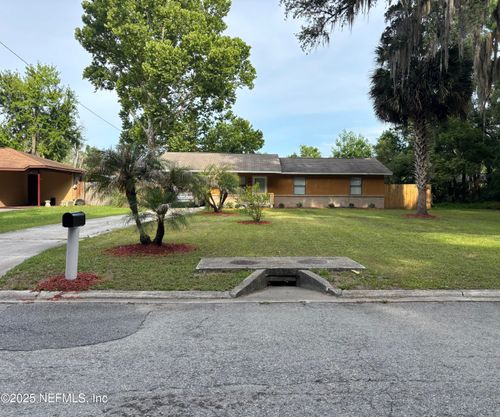 429 Melrose Ave, Green Cove Springs, FL, 32043-4213 | Card Image