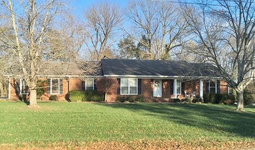 230 Crossbow Ct, Hopkinsville, KY, 42240-4887 | Card Image