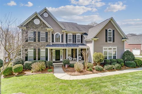 208 Woodwinds Dr, Mount Holly, NC, 28120-8106 | Card Image