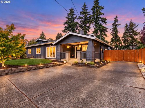5995 Shakespeare St, Lake Oswego, OR, 97035-4051 | Card Image