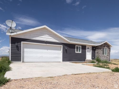539 E River Heights Dr, Duchesne, UT, 84021 | Card Image