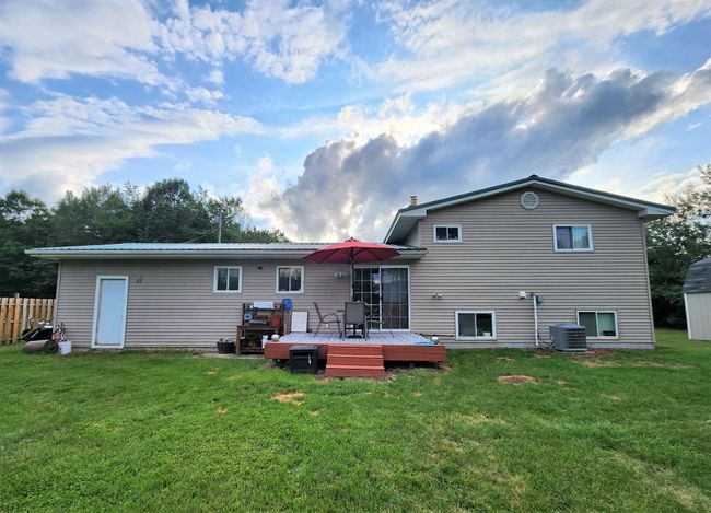 9040 River Grove Rd, House other with 3 bedrooms, 2 bathrooms and null parking in Flushing MI | Image 19