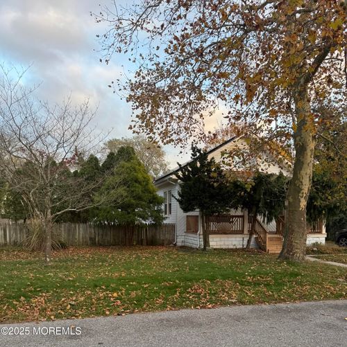 1508 7th Ave, Pleasantville, NJ, 08232-1068 | Card Image