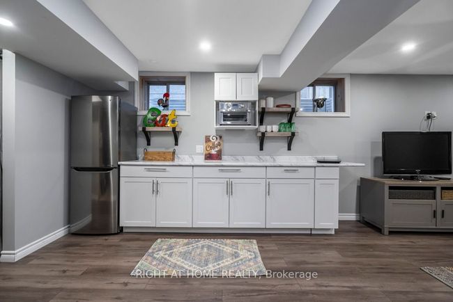 172 Birkhall Pl, House other with 4 bedrooms, 4 bathrooms and 2 parking in Barrie ON | Image 33