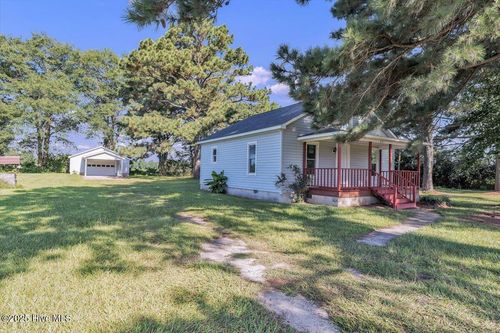 831 Blizzardtown Rd, Pink Hill, NC, 28572-8005 | Card Image