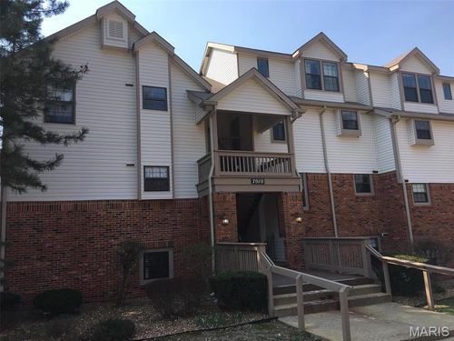 apt-a-7010 Green Tee Ct, Saint Louis, MO, 63129-5245 | Card Image