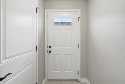 1204 Pointe View Dr, Mars, PA, 16046-8915 | Card Image