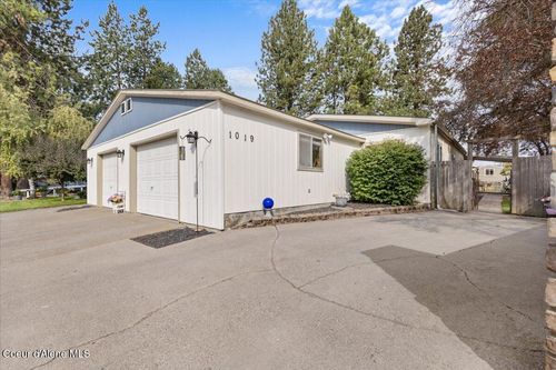 1019 W Reone Rd, Coeur D Alene, ID, 83815-9782 | Card Image