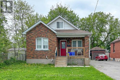 main-307 Vimy Avenue, Oshawa (Central), ON, L1H2M9 | Card Image