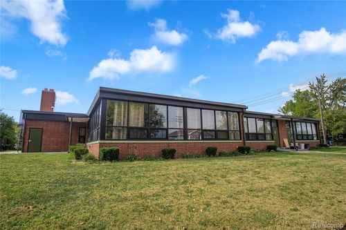 apt-5-3559 Tillman St, Detroit, MI, 48208-2369 | Card Image