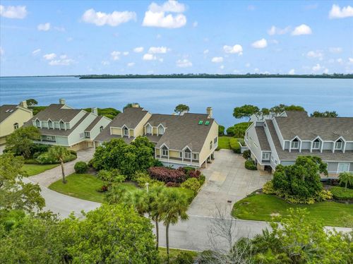 76 Tidy Island Blvd, BRADENTON, FL, 34210-3303 | Card Image