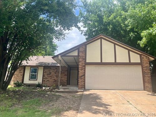 12011 89th Pl, Owasso, OK, 74055-2008 | Card Image