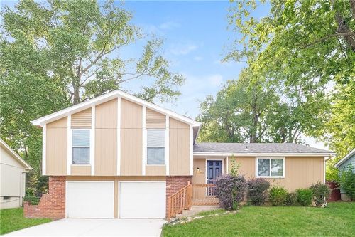 9112 Robinson St, Overland Park, KS, 66212-2157 | Card Image