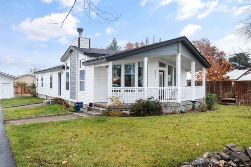 3922 W 12th Ave, Kennewick, WA, 99338-2117 | Card Image