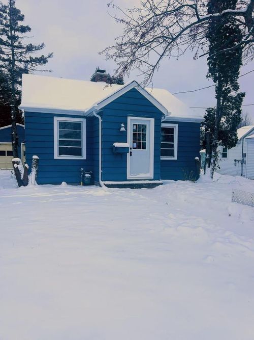 1545 7th Street, GREEN BAY, WI, 54304 | Card Image